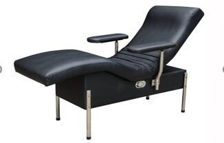 BCD18 manual blood donation chair