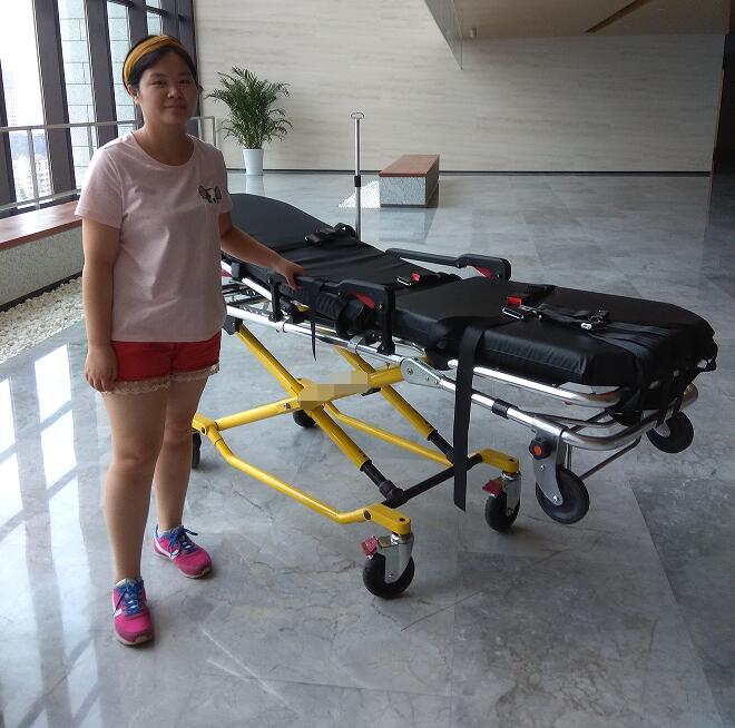 Hospital Medical Equipment Aluminum First Aid Alloy X Frame Heavy Duty Patient Transfer Transportation Ambulance Stretcher for Emergency Rescue Center
