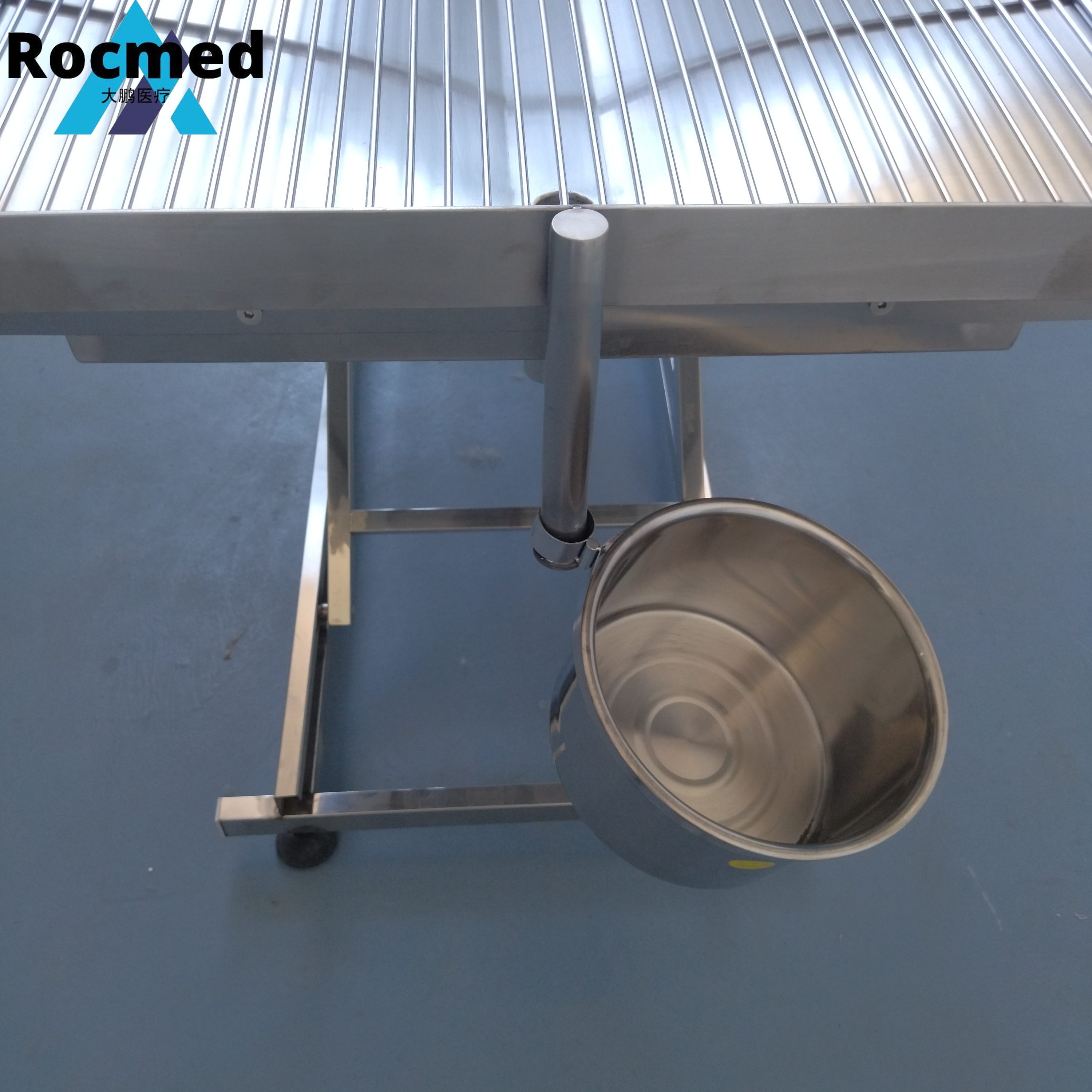 Stainless Steel Veterinary Folding Exam Table Surgery Table Electric Operation Table_副本.jpg